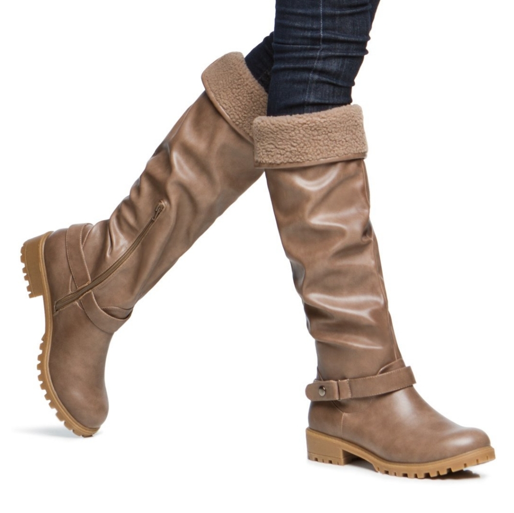 NWOB Cheyann Brown Boots with Shearling Size 8